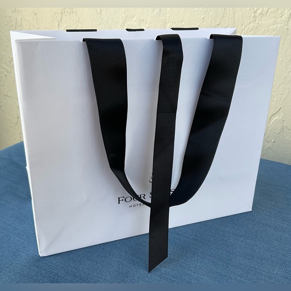 Four Seasons Shopping Bag - Small - Picture 2 of 7